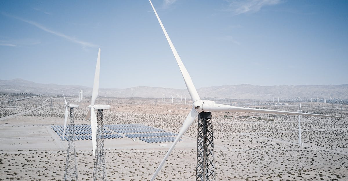 découvrez les enjeux et les solutions de la transition énergétique : innovations, énergies renouvelables, réduction de l'empreinte carbone et futur durable pour un monde plus respectueux de l'environnement.