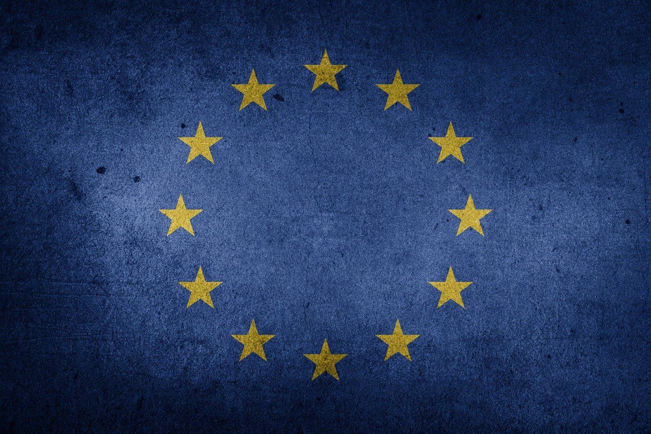 découvrez les enjeux et les meilleures pratiques de la diligence raisonnable en europe. apprenez comment les entreprises peuvent se conformer aux réglementations et améliorer la transparence tout en minimisant les risques dans leurs opérations commerciales.