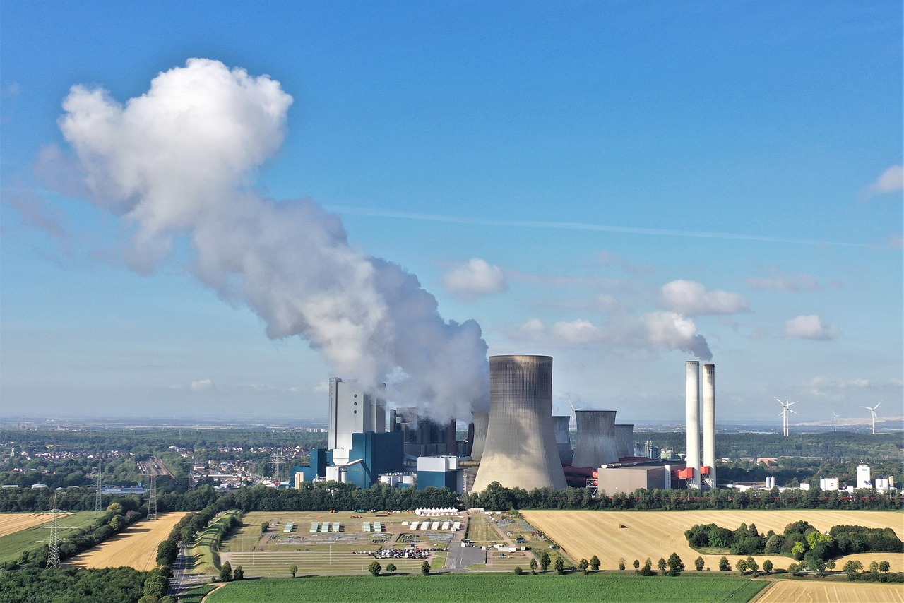 découvrez tout sur le carbone, un élément essentiel à la vie et à l'industrie. apprenez ses propriétés, ses applications variées dans la chimie, et son rôle crucial dans le changement climatique. plongez dans l'univers du carbone et son impact sur notre environnement.