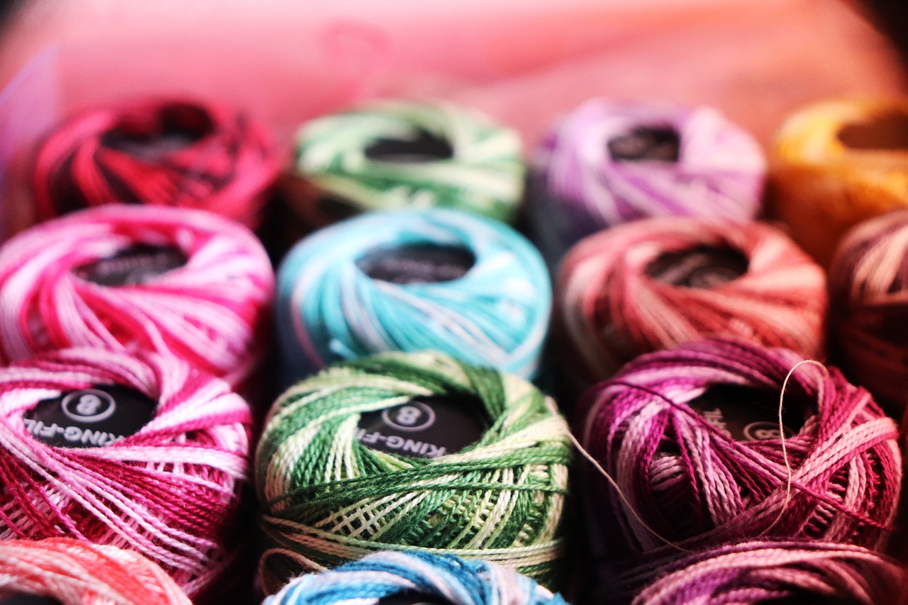 découvrez l'industrie du textile : innovations, tendances et défis du secteur. explorez les savoir-faire, les matériaux durables et l'impact environnemental de cette industrie incontournable. améliorez vos connaissances sur les évolutions et les perspectives de l'industrie textile à l'échelle mondiale.