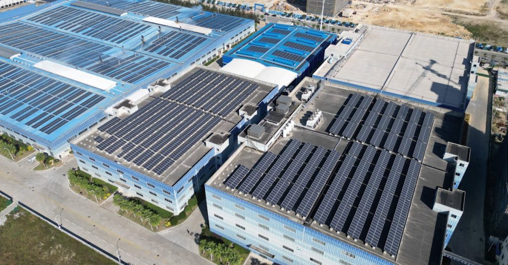découvrez les enjeux de la neutralité carbone et les stratégies pour réduire l'empreinte carbone. apprenez comment les entreprises et les individus peuvent contribuer à un avenir durable en minimisant l'impact sur l'environnement.
