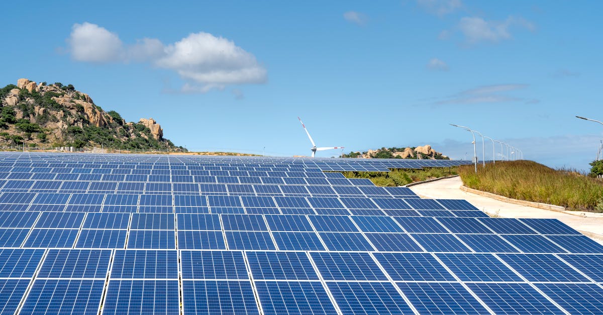 découvrez l'accord de paris, un traité international crucial pour lutter contre le changement climatique, promouvant des mesures globales pour réduire les émissions de gaz à effet de serre et mobiliser les ressources financières nécessaires à la transition énergétique.