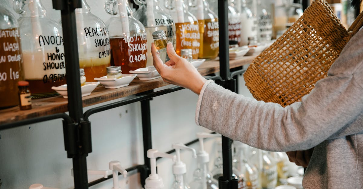 découvrez le mode de vie zerowaste : des astuces pratiques pour réduire vos déchets au quotidien, adopter une consommation responsable et contribuer à la protection de l'environnement. rejoignez le mouvement vers un avenir sans plastique et apprenez à vivre plus harmonieusement avec la planète.